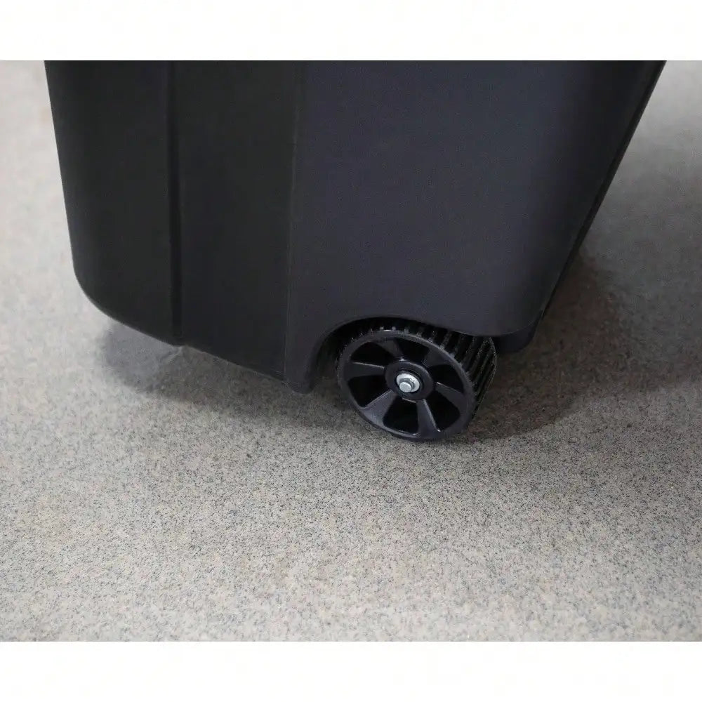 Guangdong Heavy Duty Plastic Trash Can On Wheels With Lid