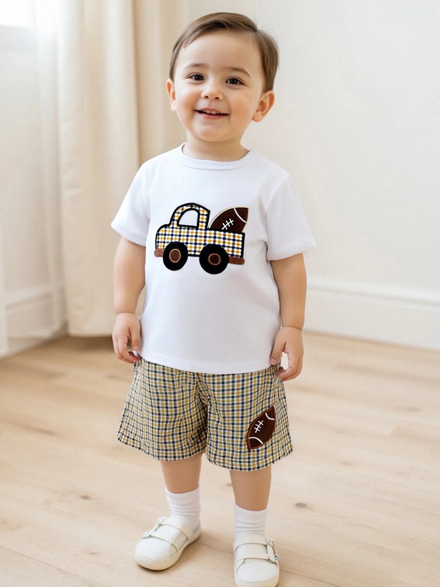 Toddler Boys Summer Set With Car Embroidery Tee And Shorts