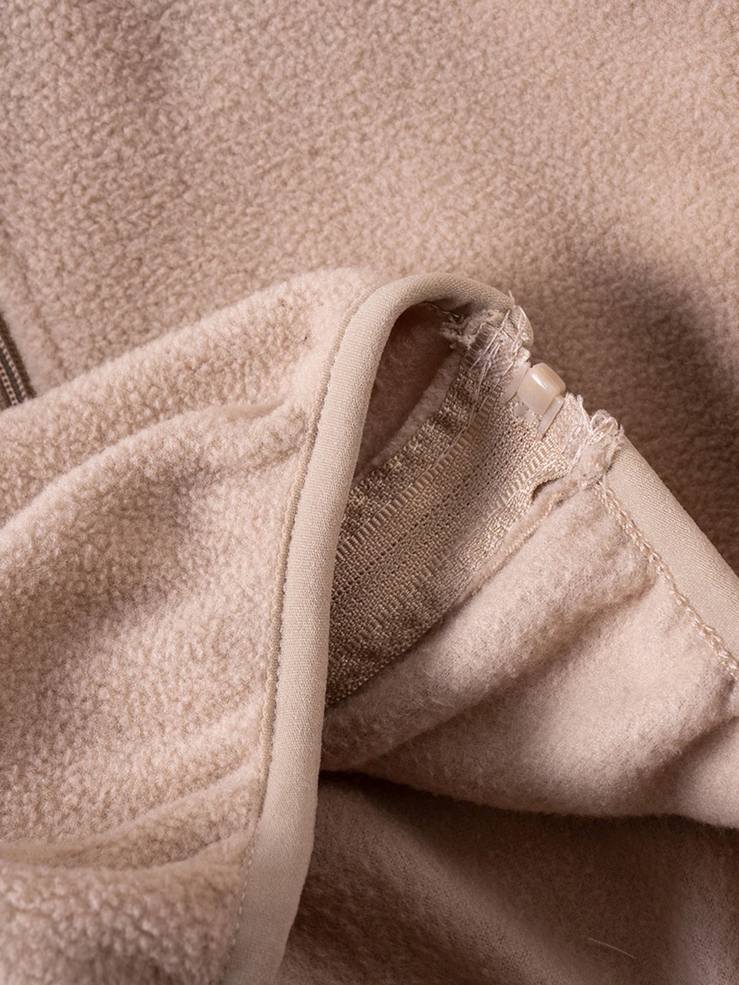 Girls Winter Fleece Jacket With Zipper Closure And Stand Collar For Toddlers