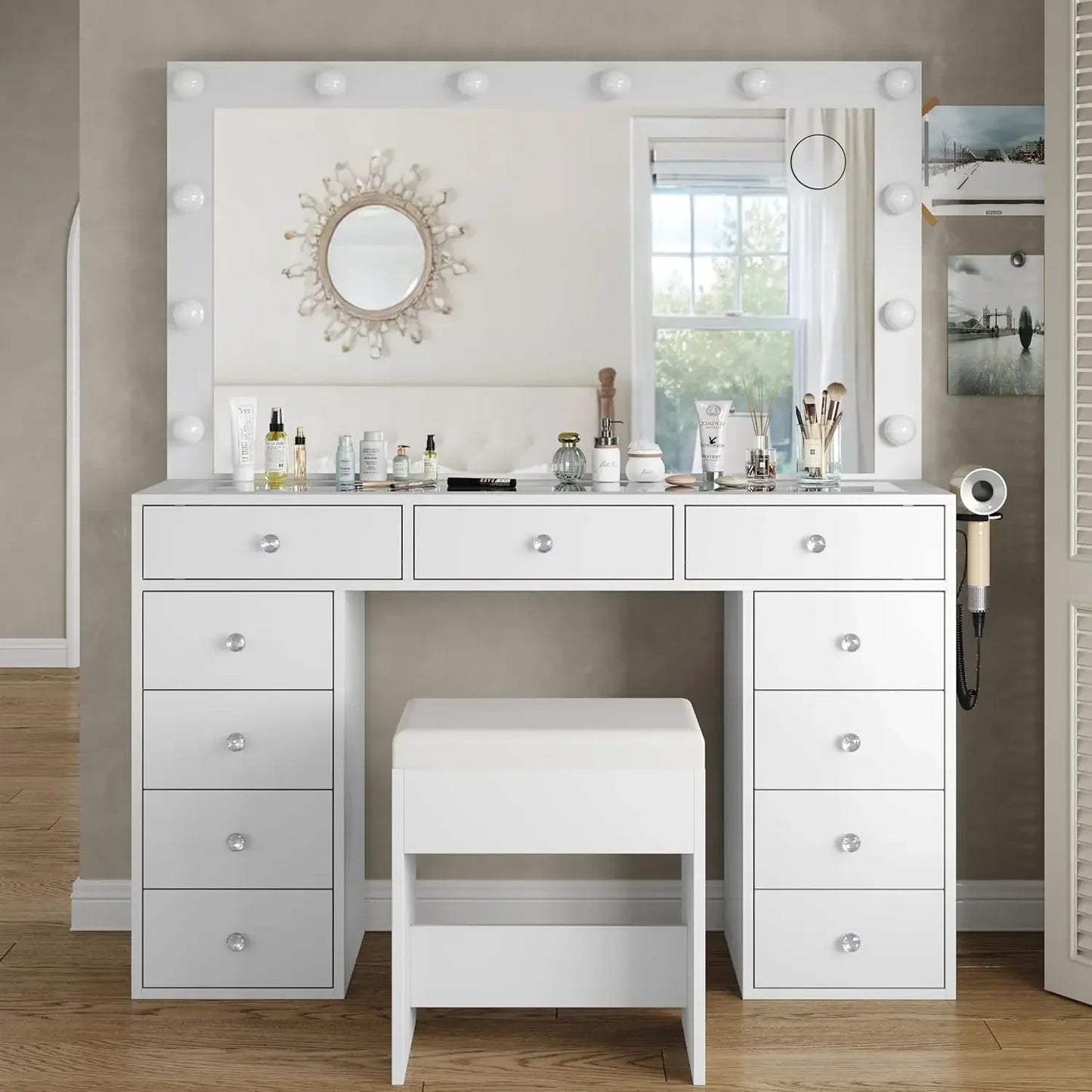 General Use Vanity Desk With Mirror And 12 LED Lights