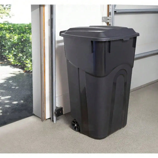 Guangdong Heavy Duty Plastic Trash Can On Wheels With Lid