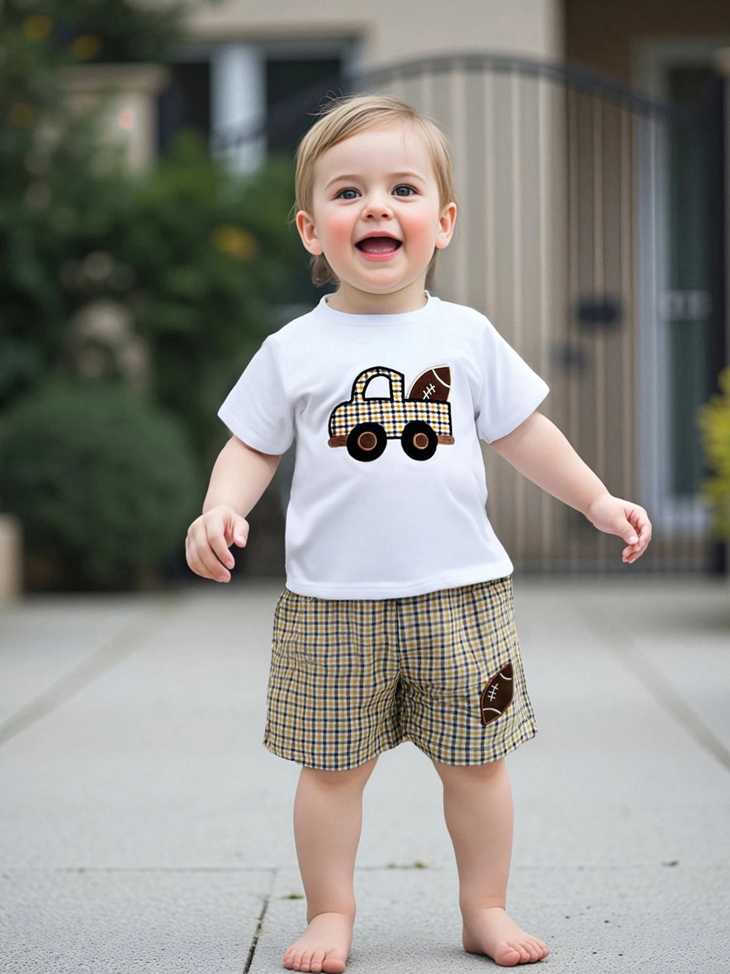 Toddler Boys Summer Set With Car Embroidery Tee And Shorts