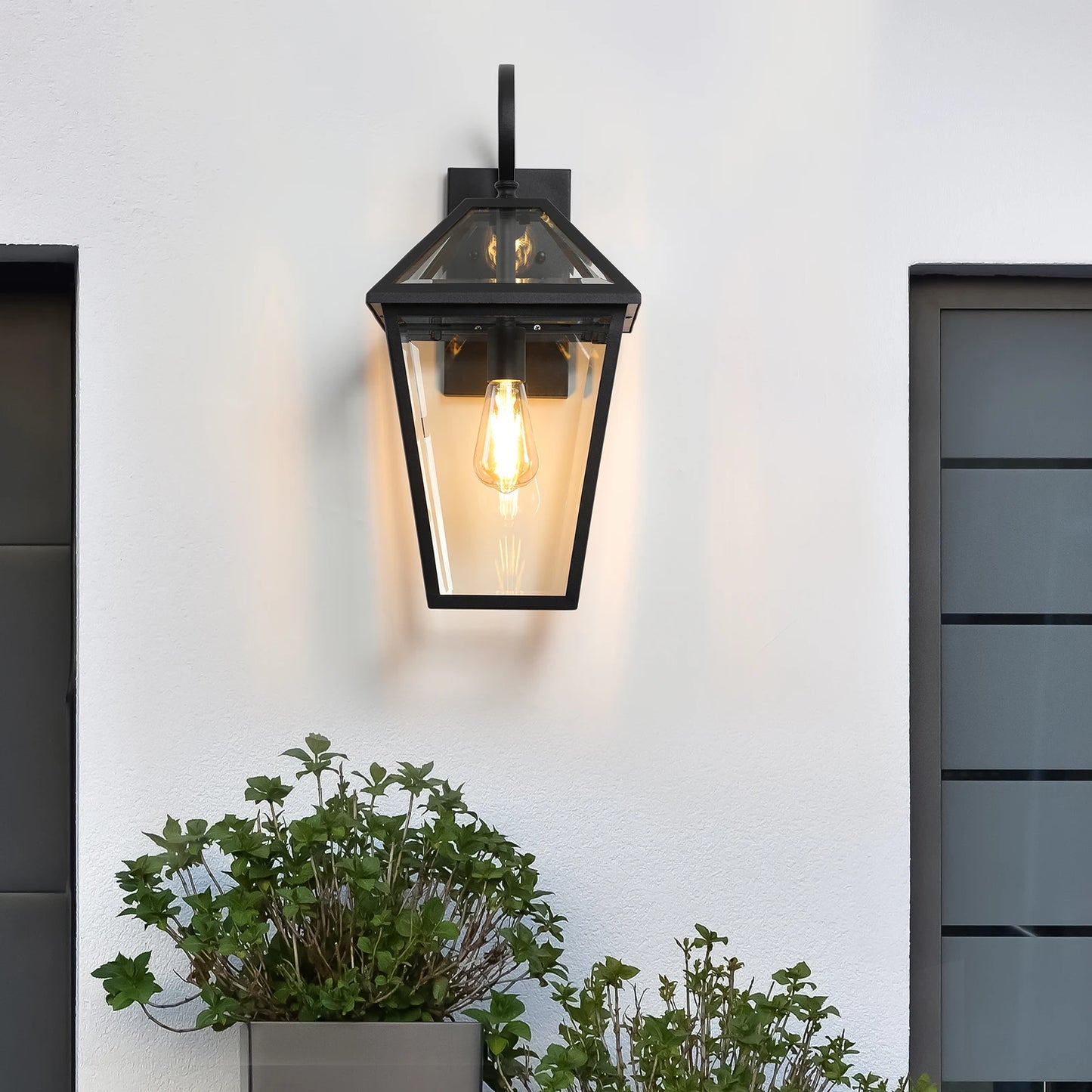 Outdoor Wall Light Classic Exterior Lantern With Glass Panel