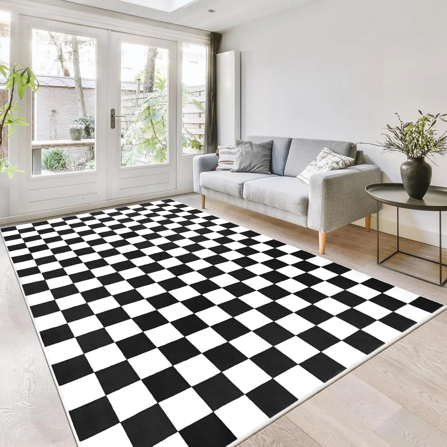 Noahas Checkered Geometric Rug Non Slip Low Pile Washable