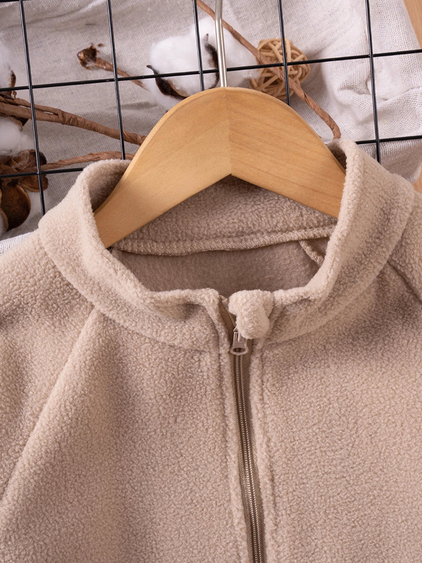 Girls Winter Fleece Jacket With Zipper Closure And Stand Collar For Toddlers