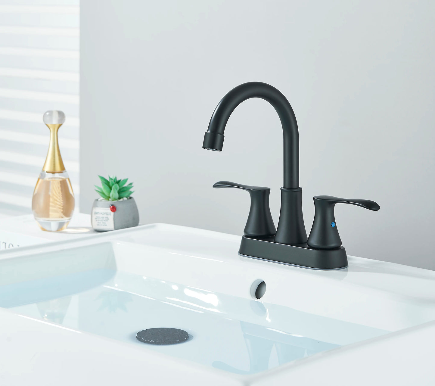 Suguword Center Set Bathroom Faucet Dual Handle Hot Cold