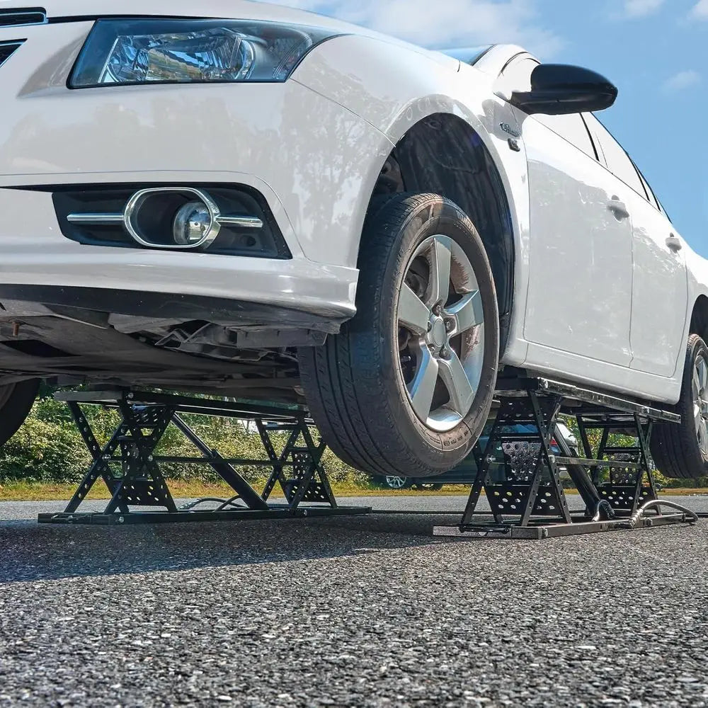 Heavy-Duty Portable 7000-Lb Truck Lift With 120V Power